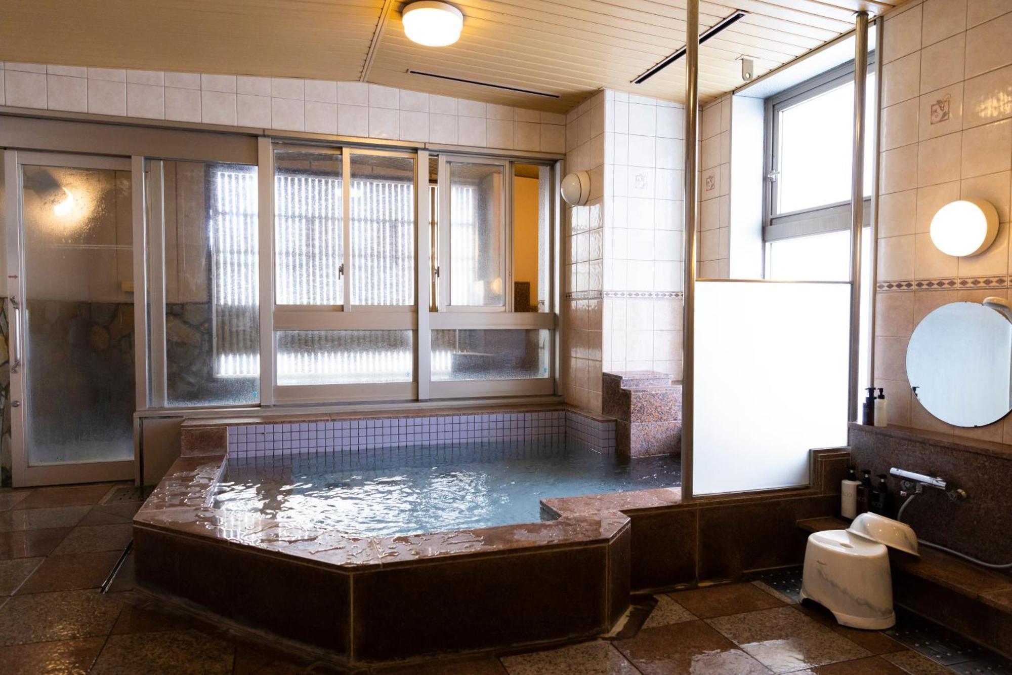 Natural Hot Spring Ariston Hotel 大分市 エクステリア 写真